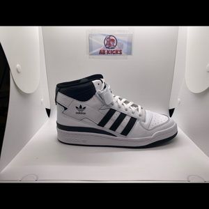 Forum Mid White Black Size 10M